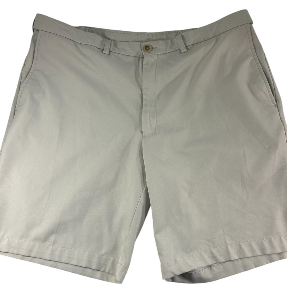 Haggar Cool 18 Pro Shorts Mens Size 40 Ivory Beige Expandable  Waist Golf Casual